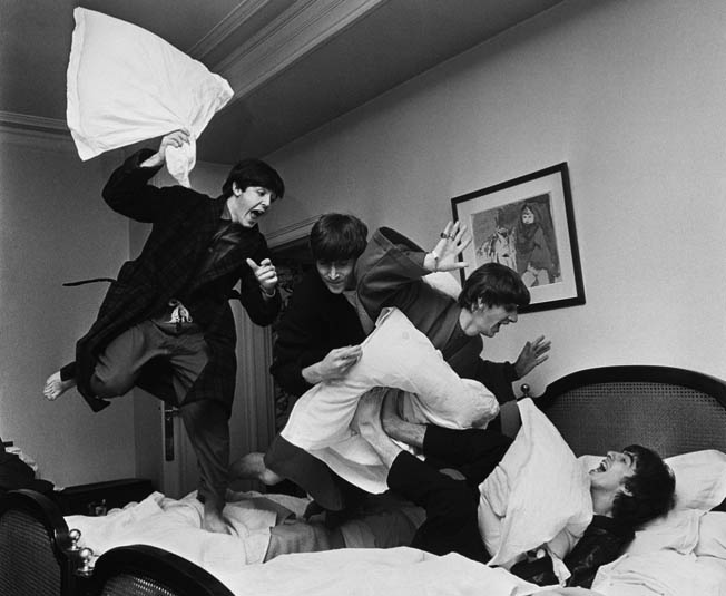 Harry Benson - Beatles pillowfight paris