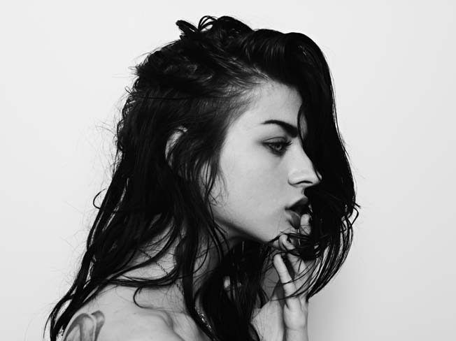 Frances-Bean-Cobain-Portrait (11)