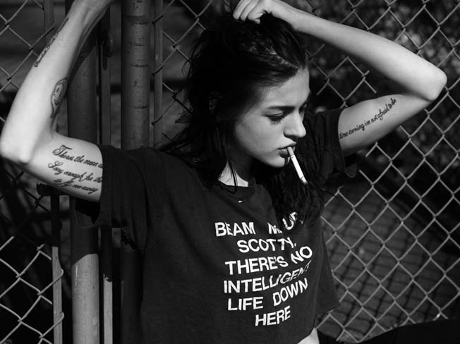 Frances-Bean-Cobain-Portrait (4)