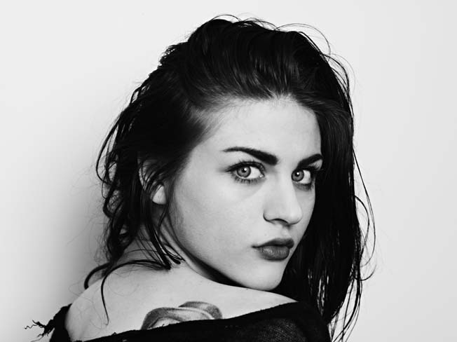 Frances-Bean-Cobain-Portrait (9)